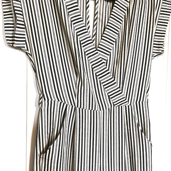 Monteau Los Angeles Striped Jumpsuit Dress – Size XL – Black & White – Polyester - Picture 7 of 7